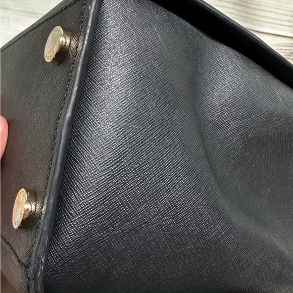 Michael Kors Sophia Shoulder Bag Purse Satchel Black Gold Saffiano Leather Large - Picture 11 of 16